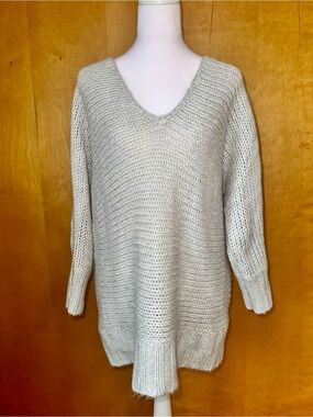 American Eagle Outfitters V-Neck Open Knit Sweater